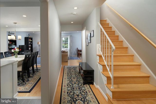 1528 WESTMORELAND ST, Mclean, VA 22101