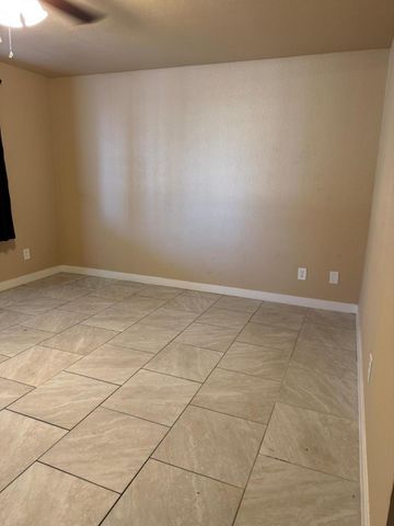 1438 N Shill Drive Apt 103, Mesa, AZ 85201