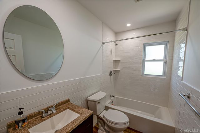 69 Allan Drive, East Norwich, NY 11732