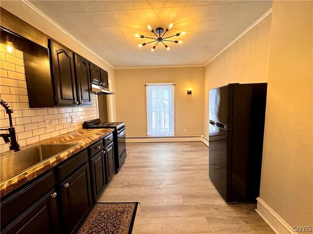 25 Logan Street, Auburn, NY 13021