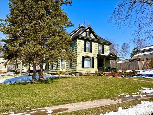 25 Logan Street, Auburn, NY 13021