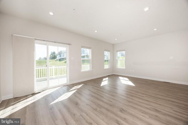 265 CHASE DR, Downingtown, PA 19335
