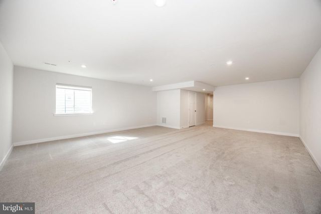 265 CHASE DR, Downingtown, PA 19335