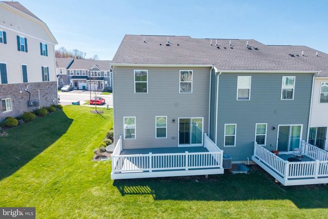 265 CHASE DR, Downingtown, PA 19335