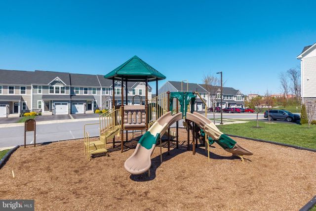 265 CHASE DR, Downingtown, PA 19335
