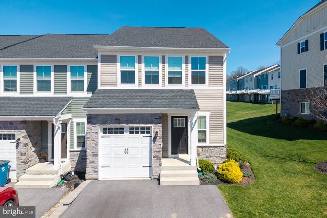 265 CHASE DR, Downingtown, PA 19335