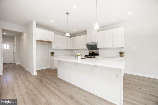 265 CHASE DR, Downingtown, PA 19335