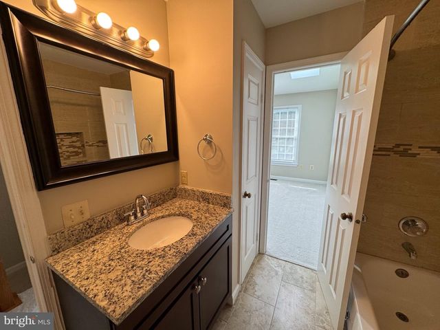 6307 CHIMNEY WOOD CT, Alexandria, VA 22306