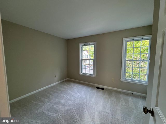 6307 CHIMNEY WOOD CT, Alexandria, VA 22306