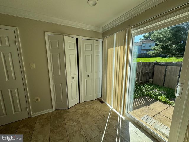 6307 CHIMNEY WOOD CT, Alexandria, VA 22306