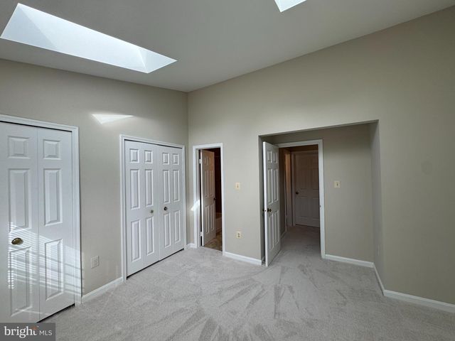 6307 CHIMNEY WOOD CT, Alexandria, VA 22306