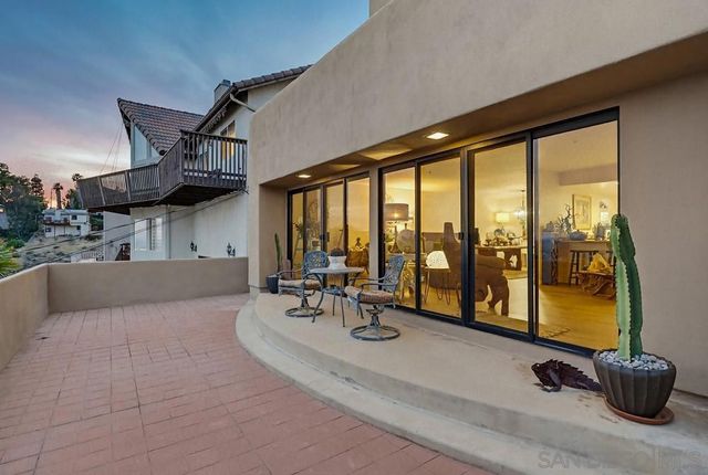 9634 Eucalyptus St, Spring Valley, CA 91977