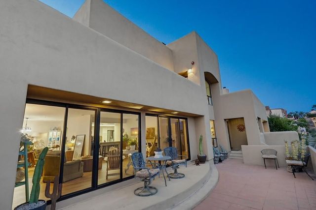 9634 Eucalyptus St, Spring Valley, CA 91977