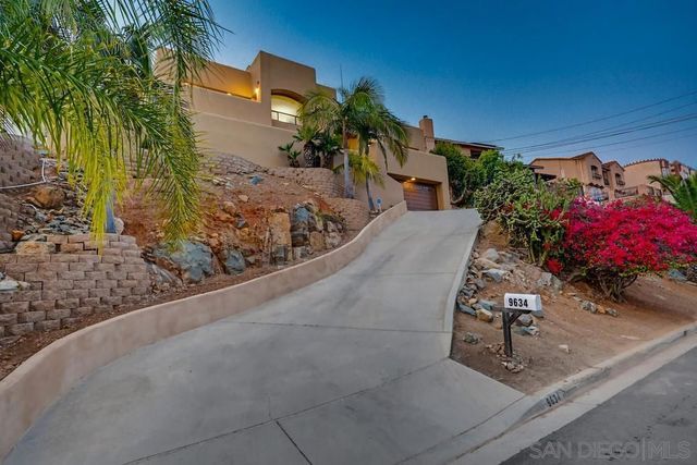 9634 Eucalyptus St, Spring Valley, CA 91977