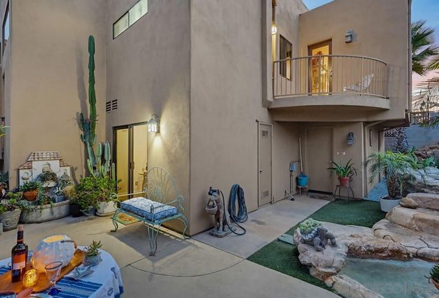 9634 Eucalyptus St, Spring Valley, CA 91977