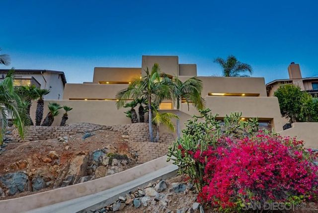 9634 Eucalyptus St, Spring Valley, CA 91977
