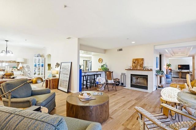 9634 Eucalyptus St, Spring Valley, CA 91977