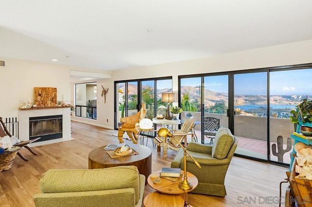 9634 Eucalyptus St, Spring Valley, CA 91977