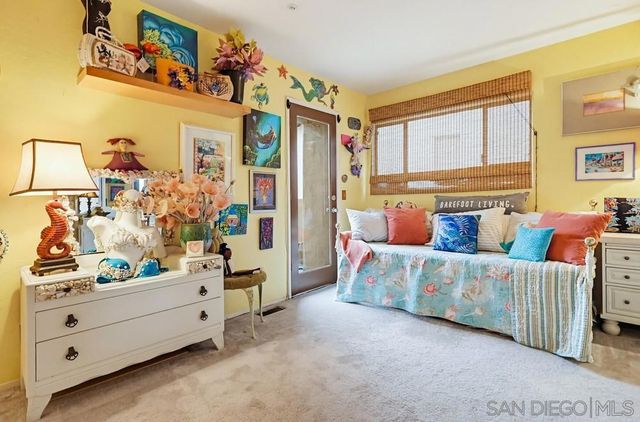 9634 Eucalyptus St, Spring Valley, CA 91977
