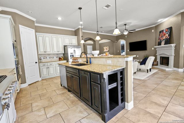 3843 Ox-Eye Daisy, San Antonio, TX 78261