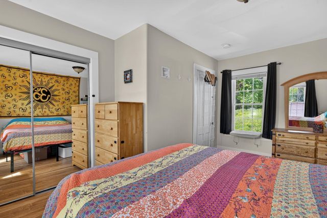5 Pine Valley Street, Wilton, NH 03086