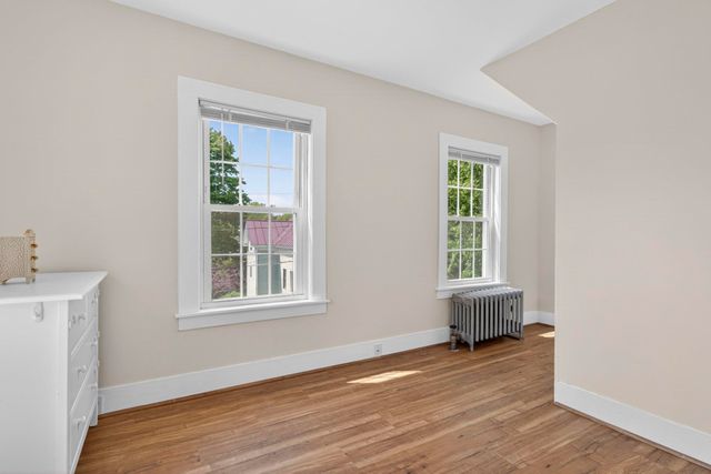 5 Pine Valley Street, Wilton, NH 03086