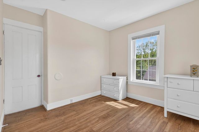 5 Pine Valley Street, Wilton, NH 03086