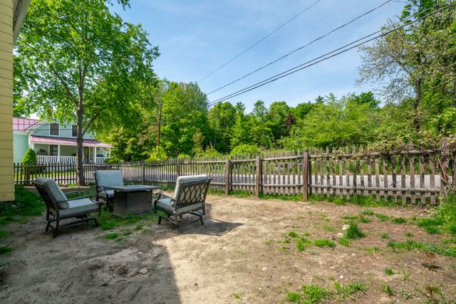 5 Pine Valley Street, Wilton, NH 03086