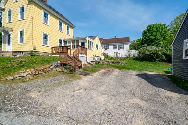 5 Pine Valley Street, Wilton, NH 03086