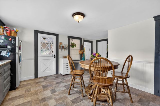5 Pine Valley Street, Wilton, NH 03086
