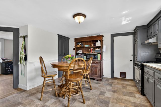 5 Pine Valley Street, Wilton, NH 03086