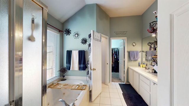 6620 Alderbrook Drive, Denton, TX 76210