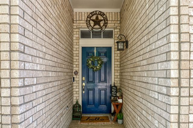 6620 Alderbrook Drive, Denton, TX 76210
