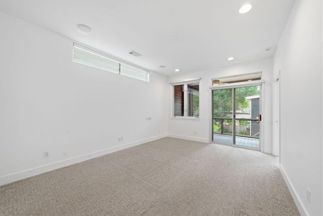 7002 Newcastle Street, Bellaire, TX 77401
