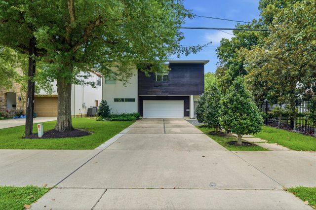 7002 Newcastle Street, Bellaire, TX 77401