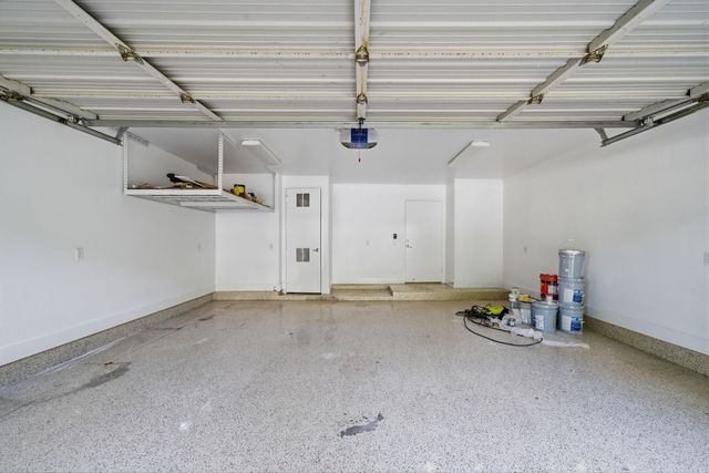 7002 Newcastle Street, Bellaire, TX 77401