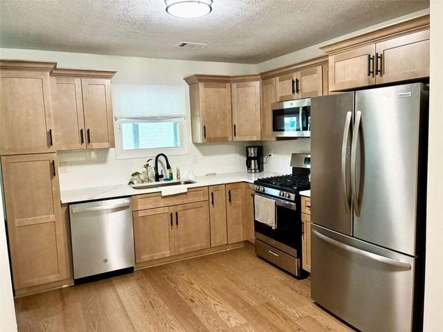 2830 FOX HALL Lane, Atlanta, GA 30349
