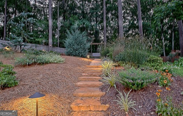 30 South Shore Drive, Newnan, GA 30263