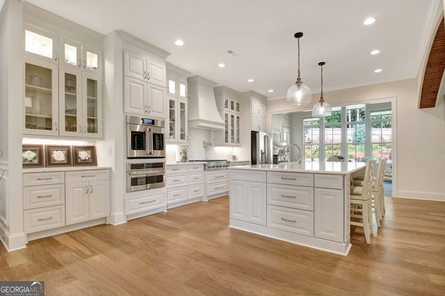 30 South Shore Drive, Newnan, GA 30263
