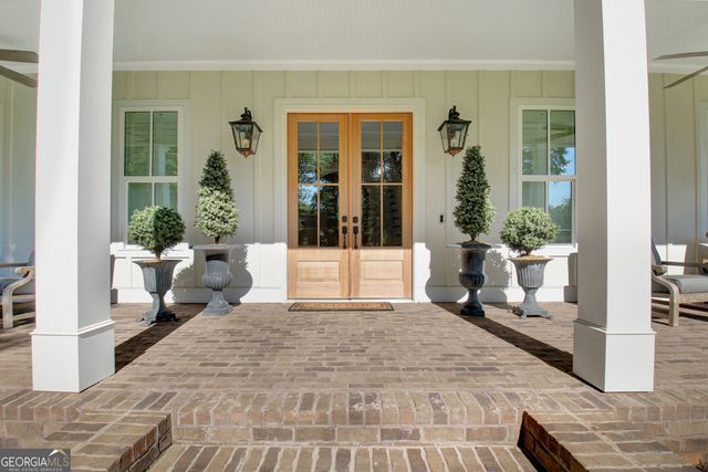 30 South Shore Drive, Newnan, GA 30263