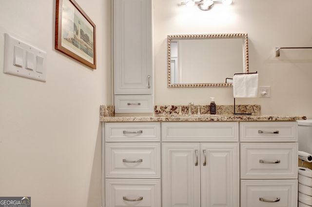30 South Shore Drive, Newnan, GA 30263