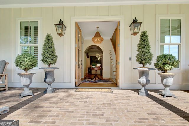 30 South Shore Drive, Newnan, GA 30263