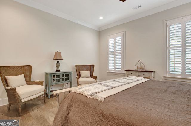 30 South Shore Drive, Newnan, GA 30263