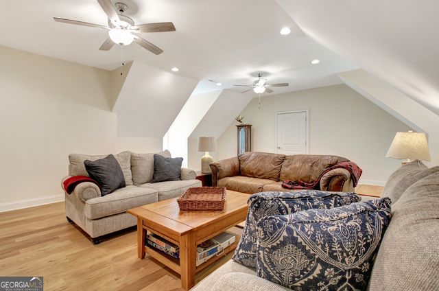 30 South Shore Drive, Newnan, GA 30263