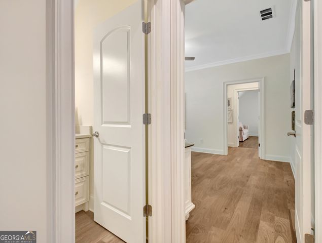 30 South Shore Drive, Newnan, GA 30263