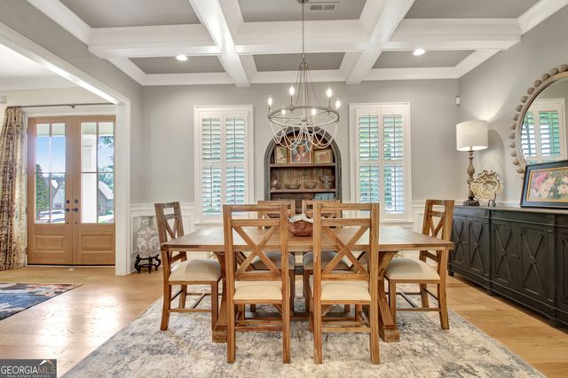 30 South Shore Drive, Newnan, GA 30263