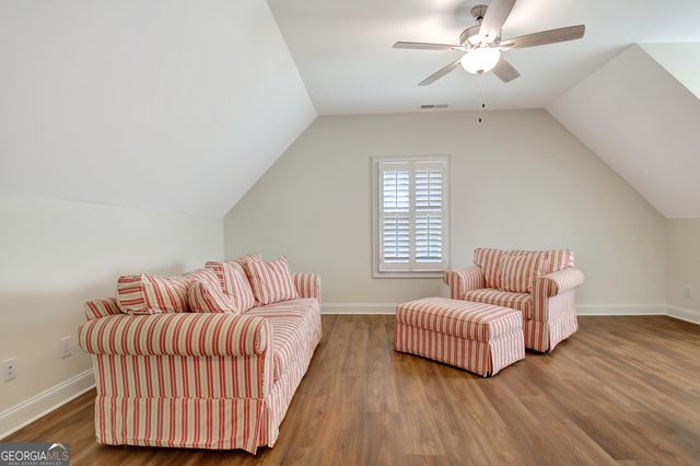 30 South Shore Drive, Newnan, GA 30263