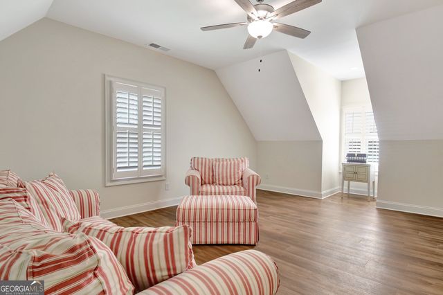 30 South Shore Drive, Newnan, GA 30263