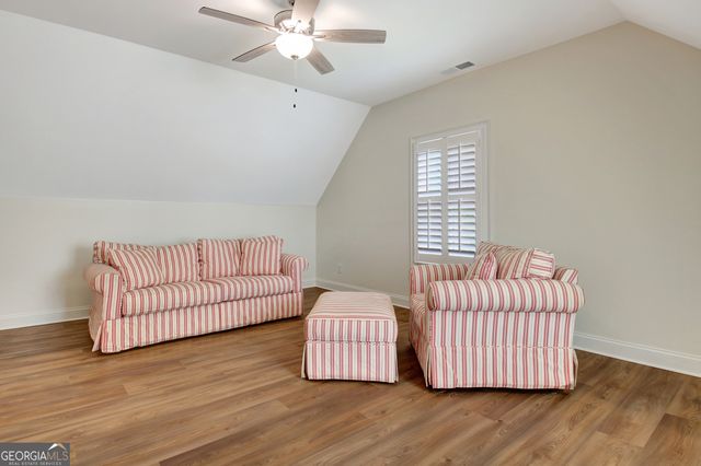 30 South Shore Drive, Newnan, GA 30263