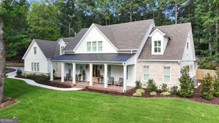 30 South Shore Drive, Newnan, GA 30263
